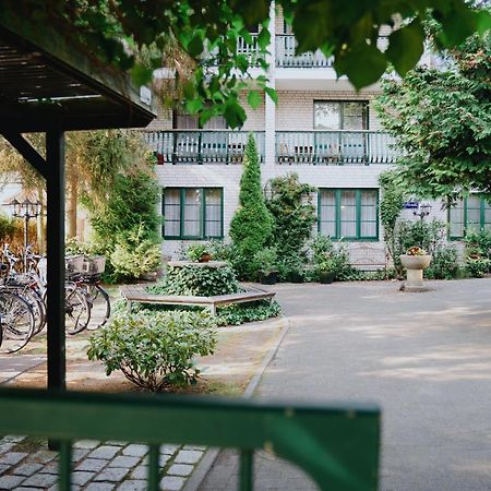 Hotel An Den Bleichen ชตราลซุนด์ ภายนอก รูปภาพ