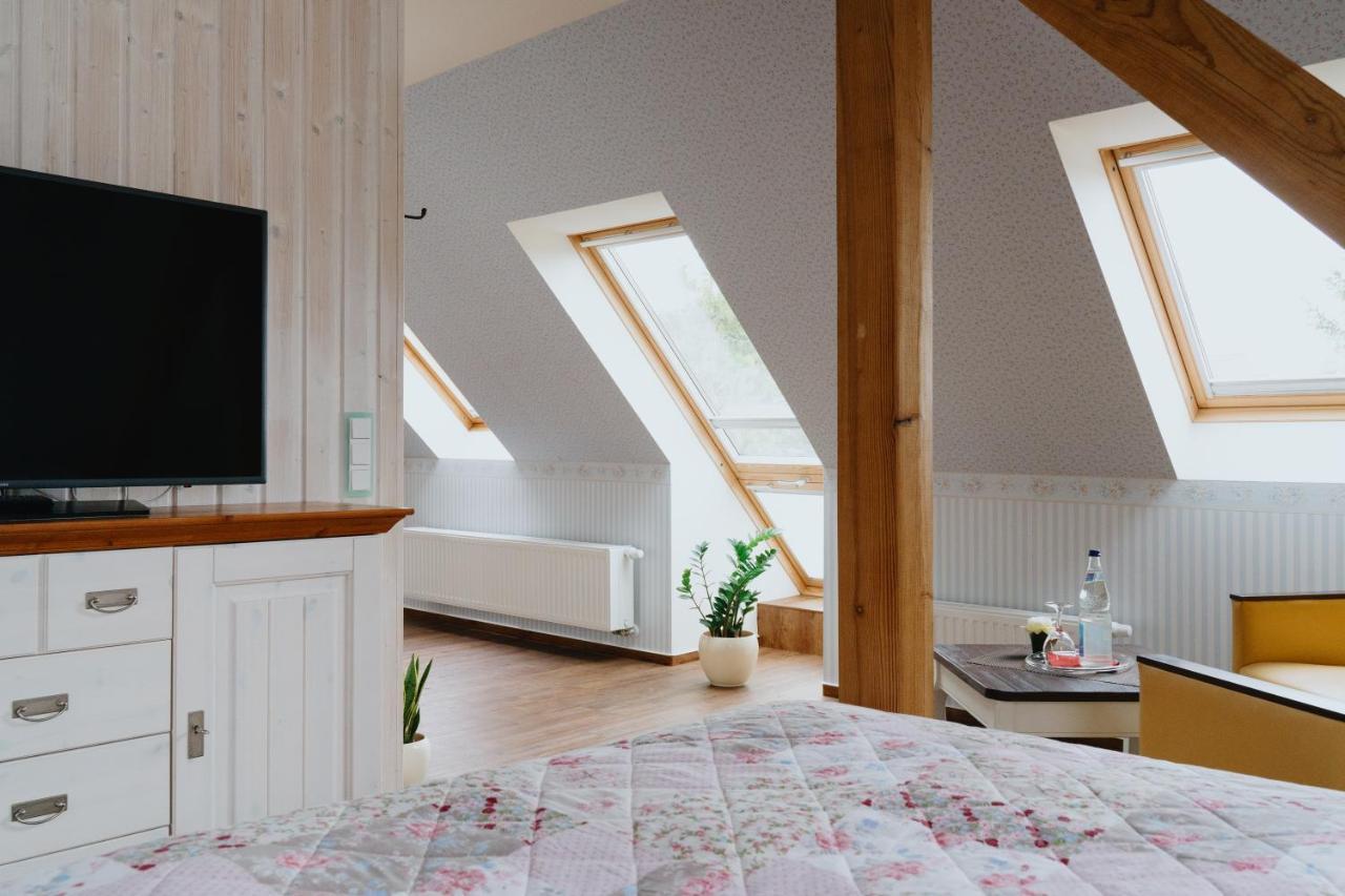 Hotel An Den Bleichen ชตราลซุนด์ ภายนอก รูปภาพ